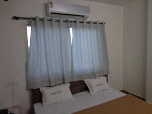 Oyo 36211 Hotel Padma Palace Удджайн Екстер'єр фото